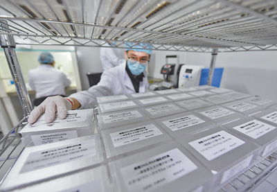 成都開足馬力復(fù)工生產(chǎn)試劑盒助力疫情防控